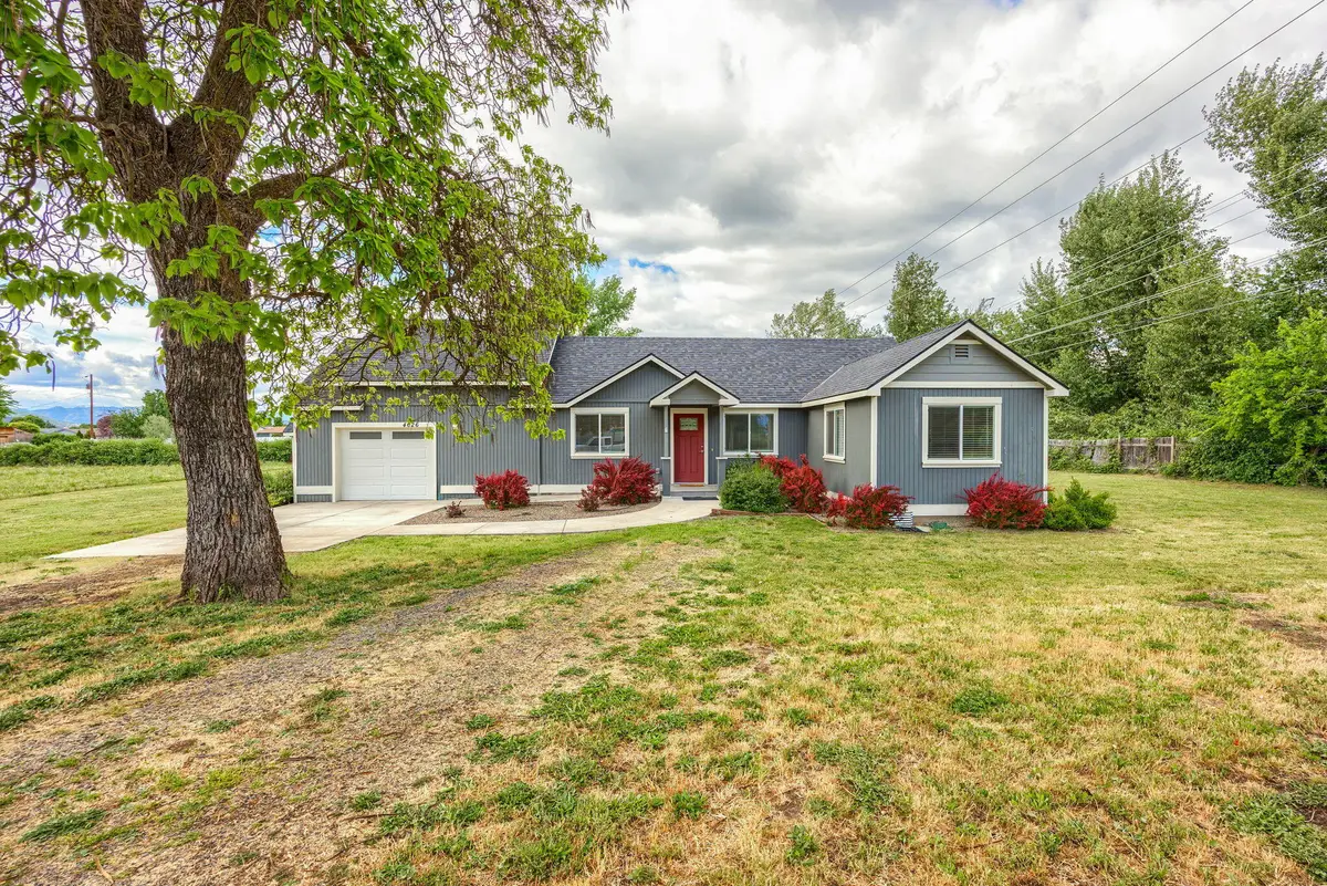 4626 N Pacific Highway, Central Point, OR 97502 - #1