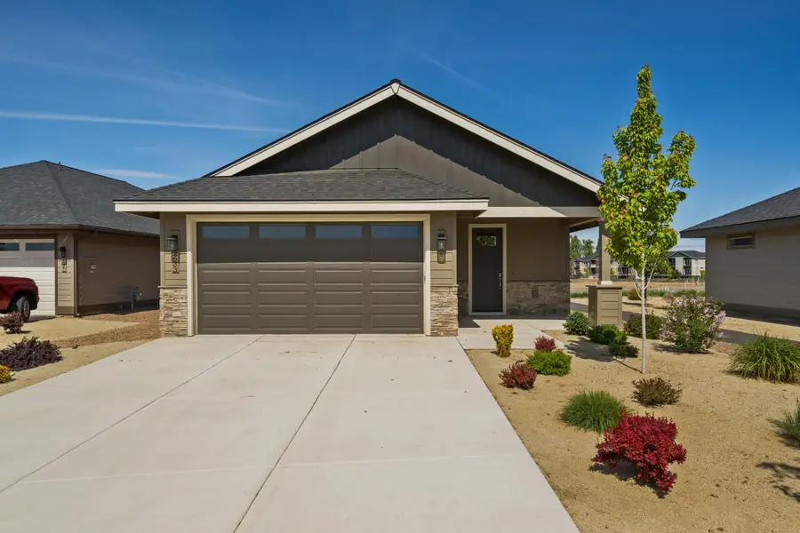 2633 NW Redwood Circle #25, Redmond, OR 97756 - #2