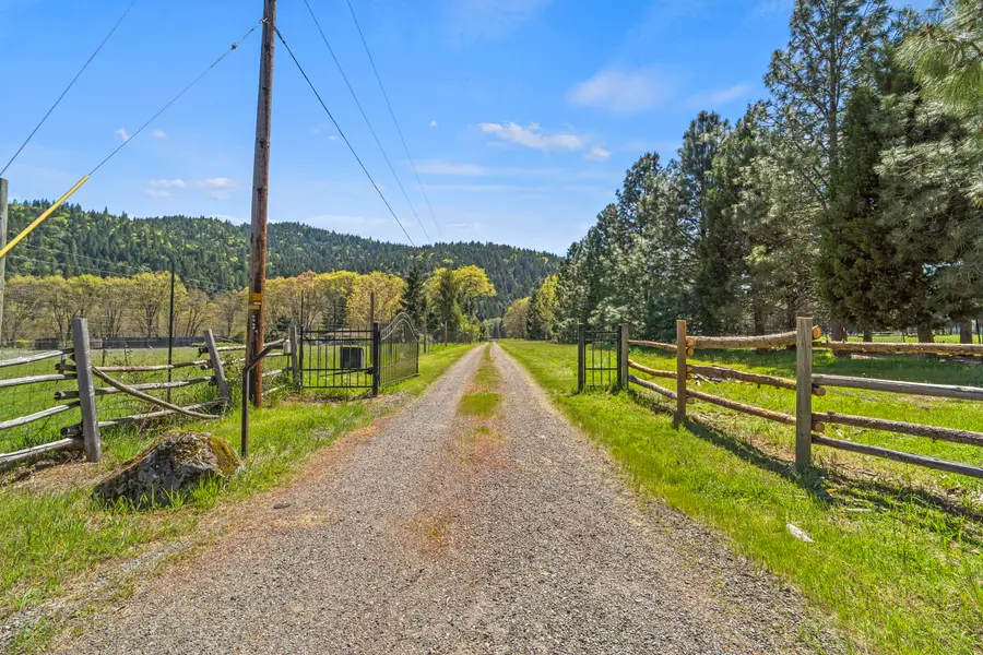 2800 Cedar Flat Road, Williams, OR 97544 - #3