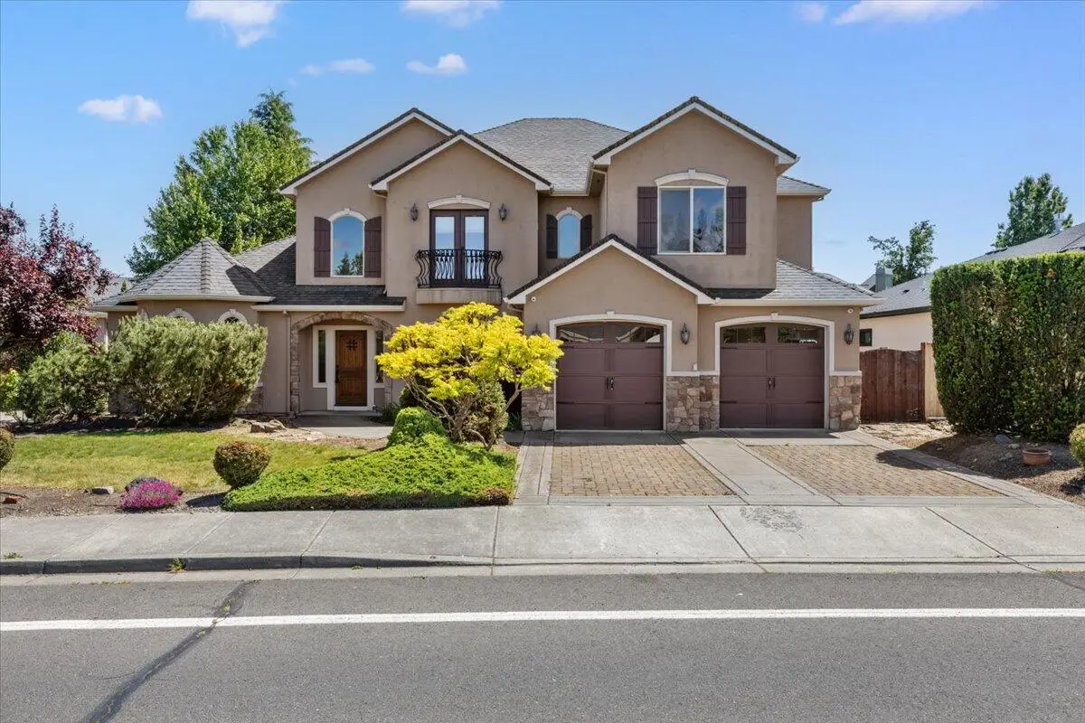 888 Arrowhead Trail, Eagle Point, OR 97524 - #1