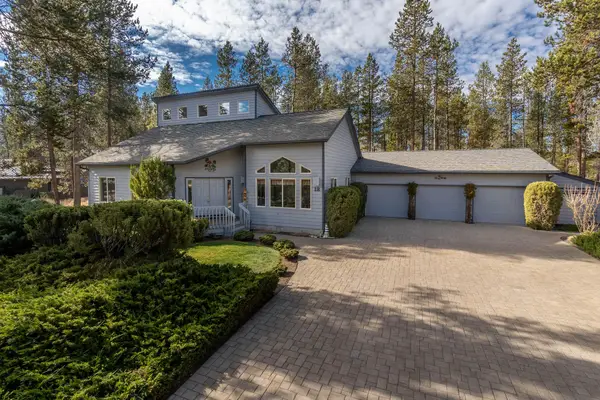 57817 Mt Adams Lane #12, Sunriver, OR 97707