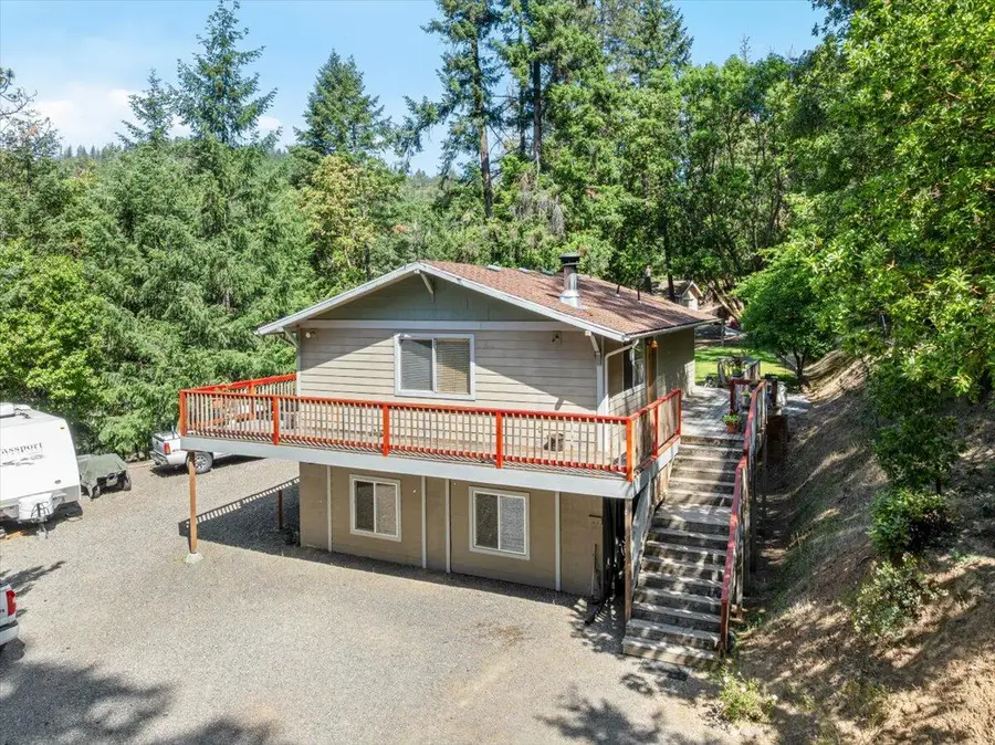 6041 Sterling Creek Road, Jacksonville, OR 97530 - #2