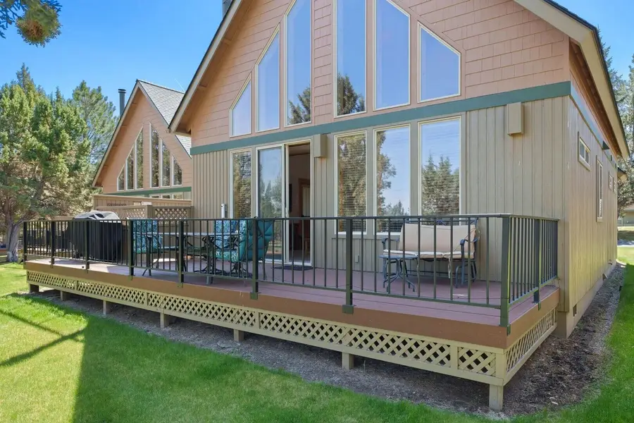 8825 Canyon Wren Court, Redmond, OR 97756 - #3