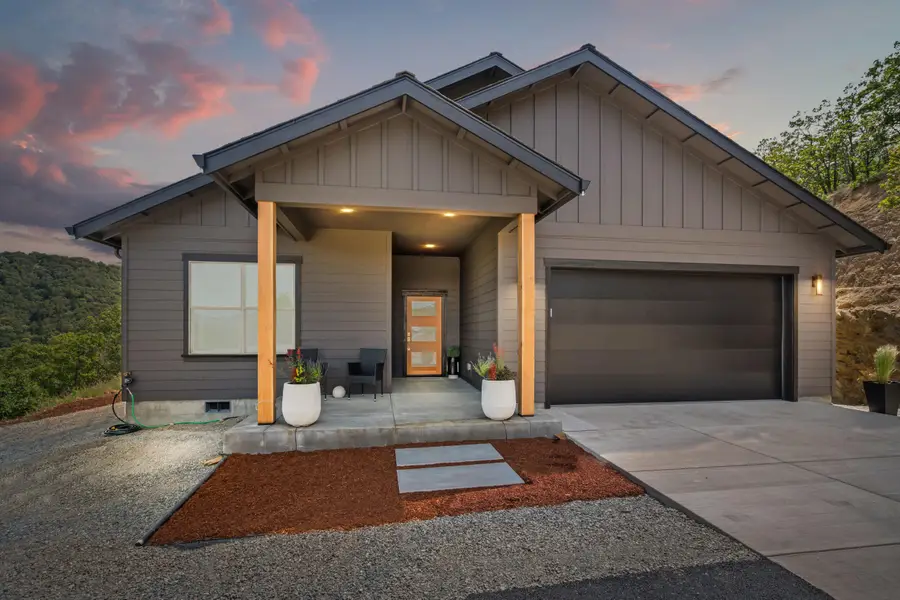 3060 Ashland Mine Road, Ashland, OR 97520 - #2