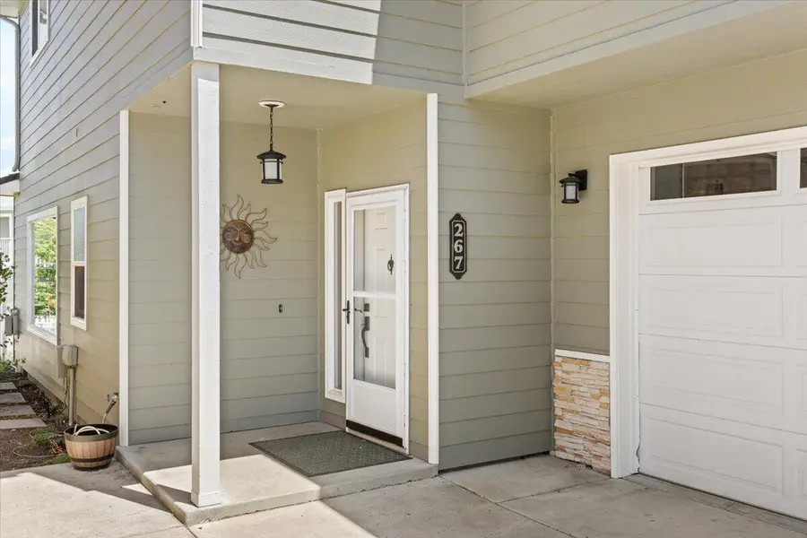 267 Meadow Drive, Ashland, OR 97520 - #2