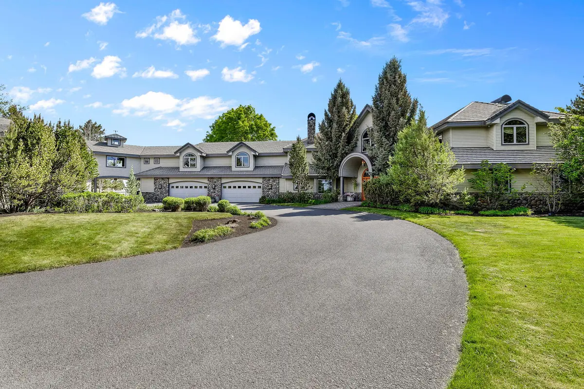 67480 Cloverdale Road, Bend, OR 97703 - #1