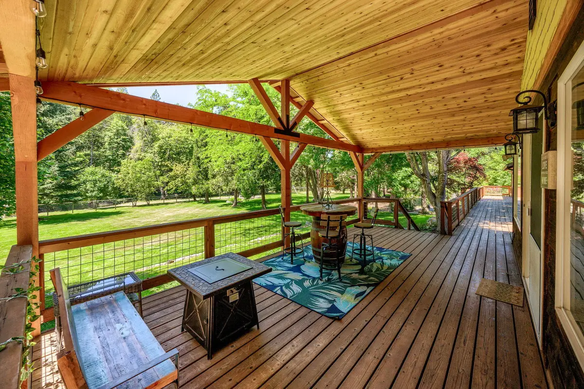 13719 Highway 238, Jacksonville, OR 97530 - #1