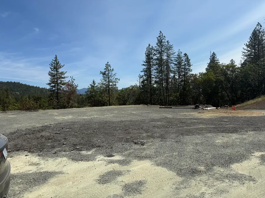 500 Cumberland Drive, Grants Pass, OR 97527 - #3