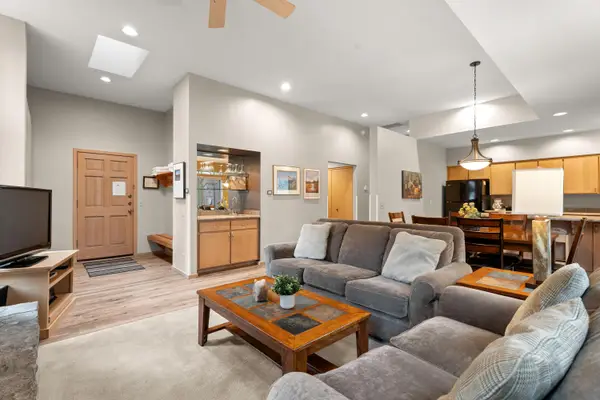 57357 Beaver Ridge Loop #22, Sunriver, OR 97707
