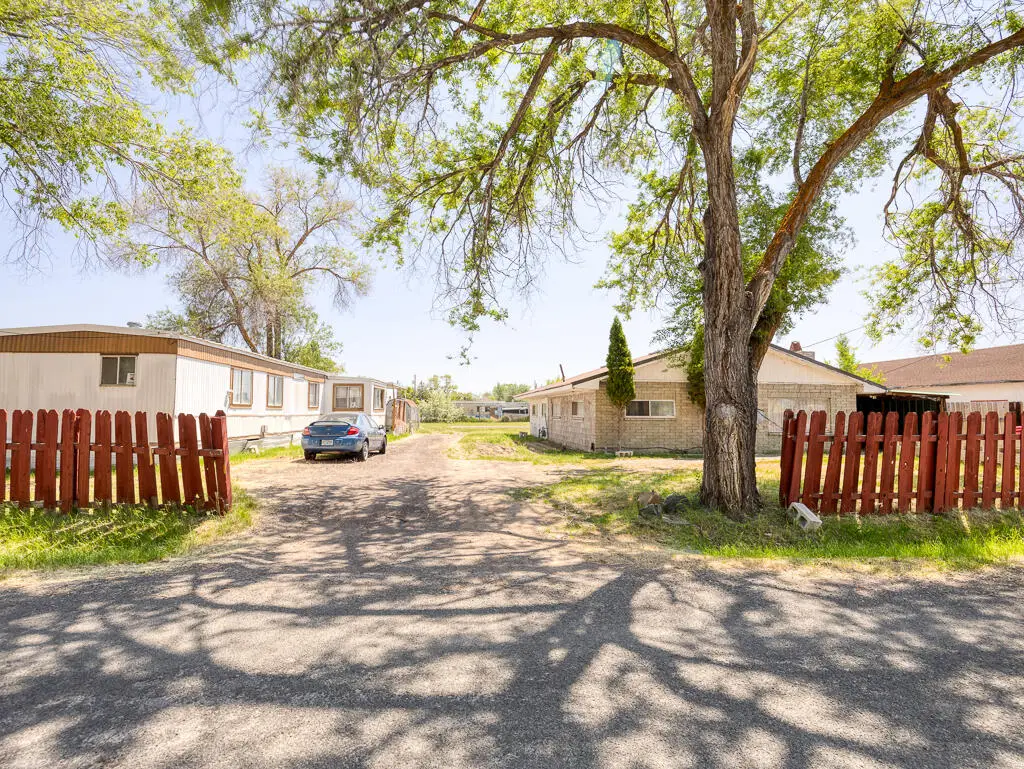 3126 Delaware Avenue, Klamath Falls, OR 97603 - #1