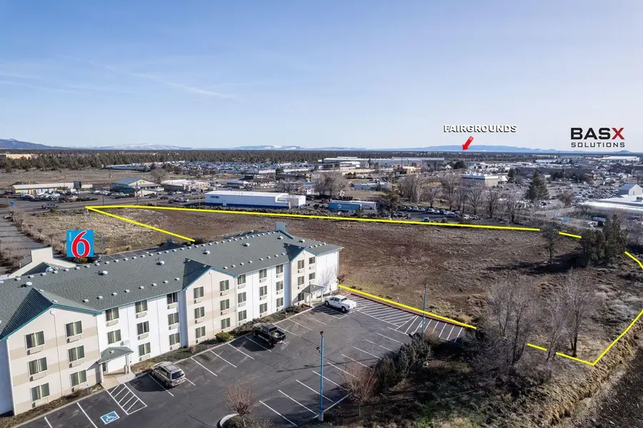 2285 S Hwy 97, Redmond, OR 97756 - #3