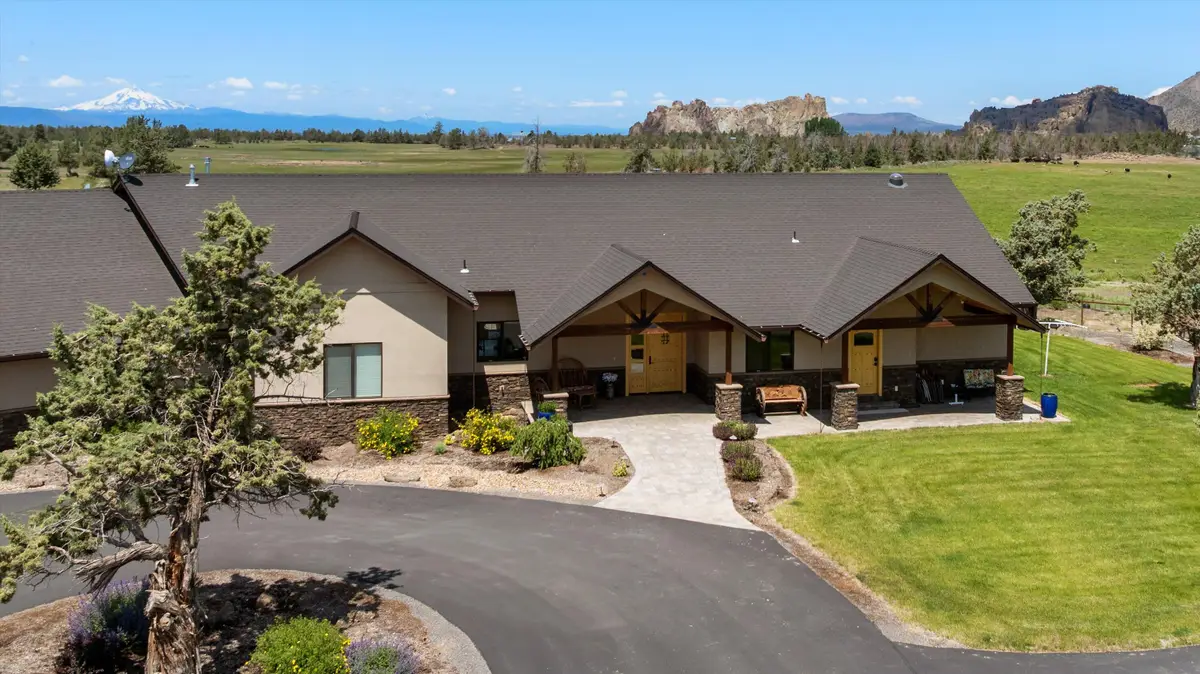 7215 NE 33rd Street, Redmond, OR 97756 - #1