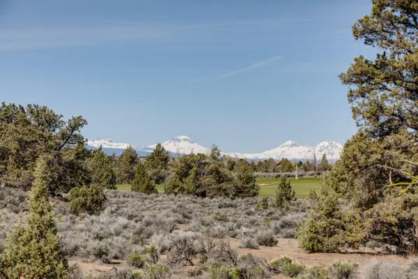 65775 Pronghorn Estates Drive #Lot 25, Bend, OR 97701