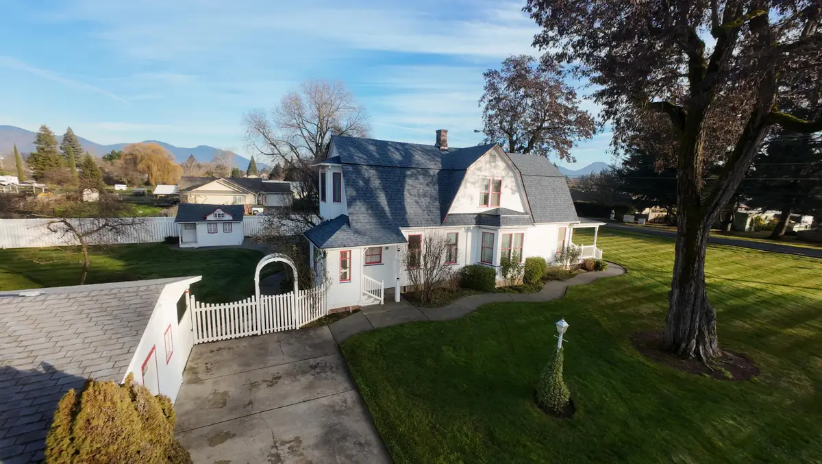 2308 Lower River Road, Grants Pass, OR 97526 - #1