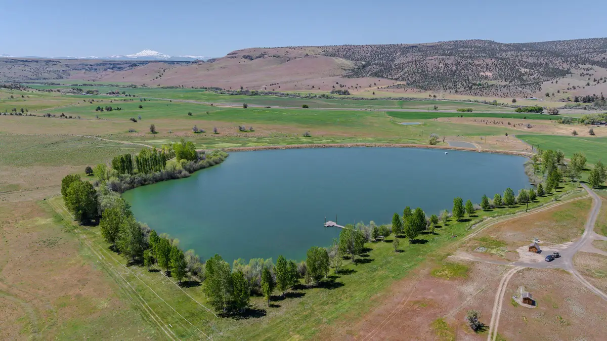 11251 NE Hwy 97, Madras, OR 97741 - #1