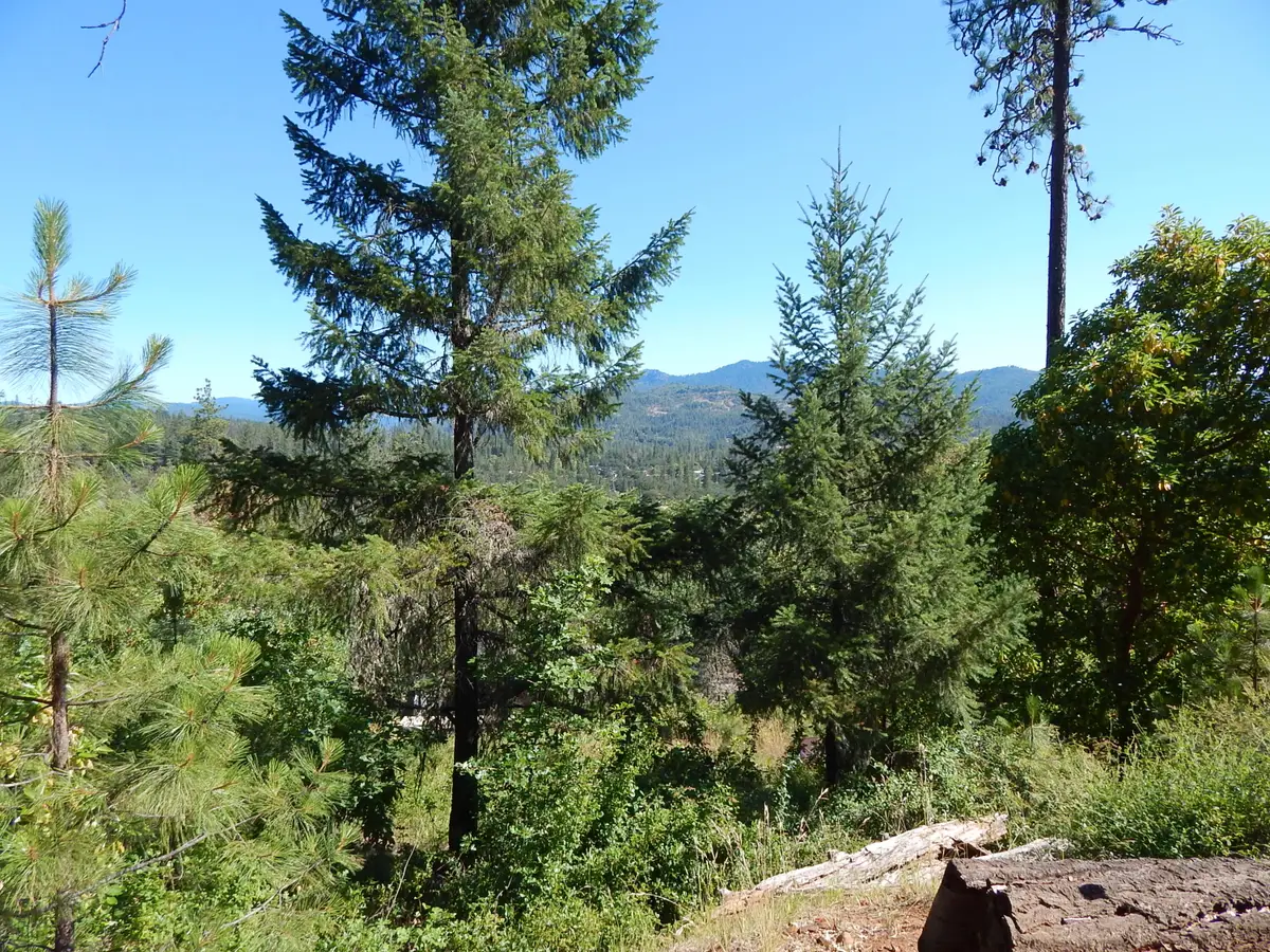 635 Sarma Drive, Shady Cove, OR 97539 - #1
