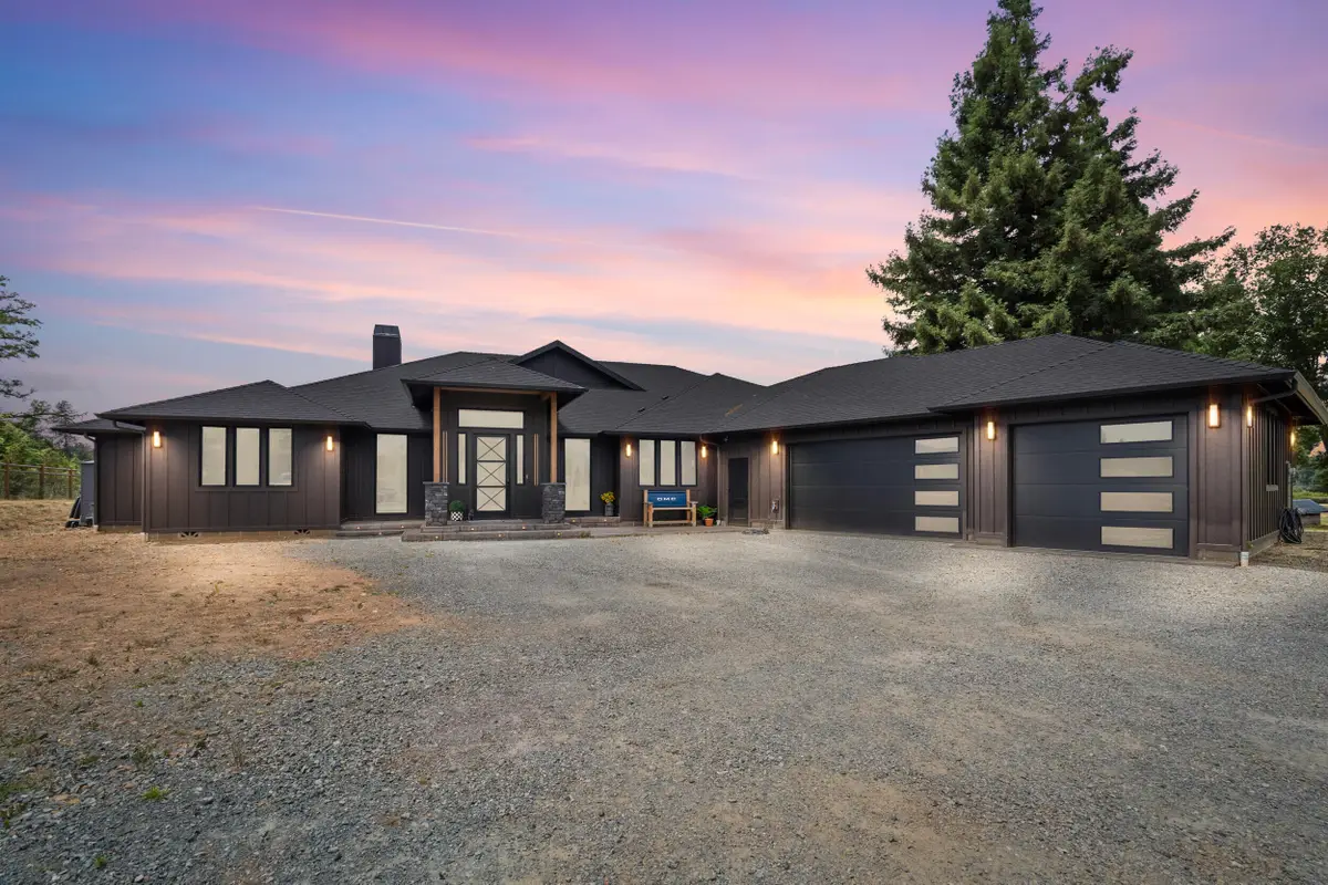 3487 SW Leonard Road, Grants Pass, OR 97527 - #1