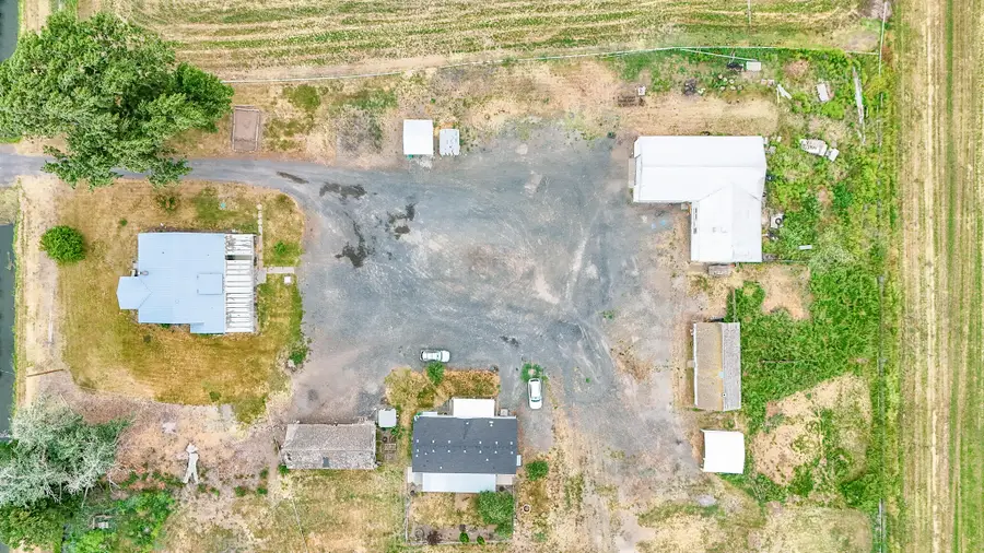 9452 Matney Way, Klamath Falls, OR 97603 - #2