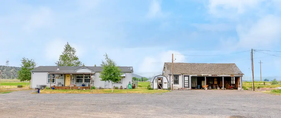 9452 Matney Way, Klamath Falls, OR 97603 - #3