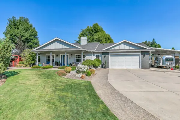 1620 Pacific Lane, Phoenix, OR 97535