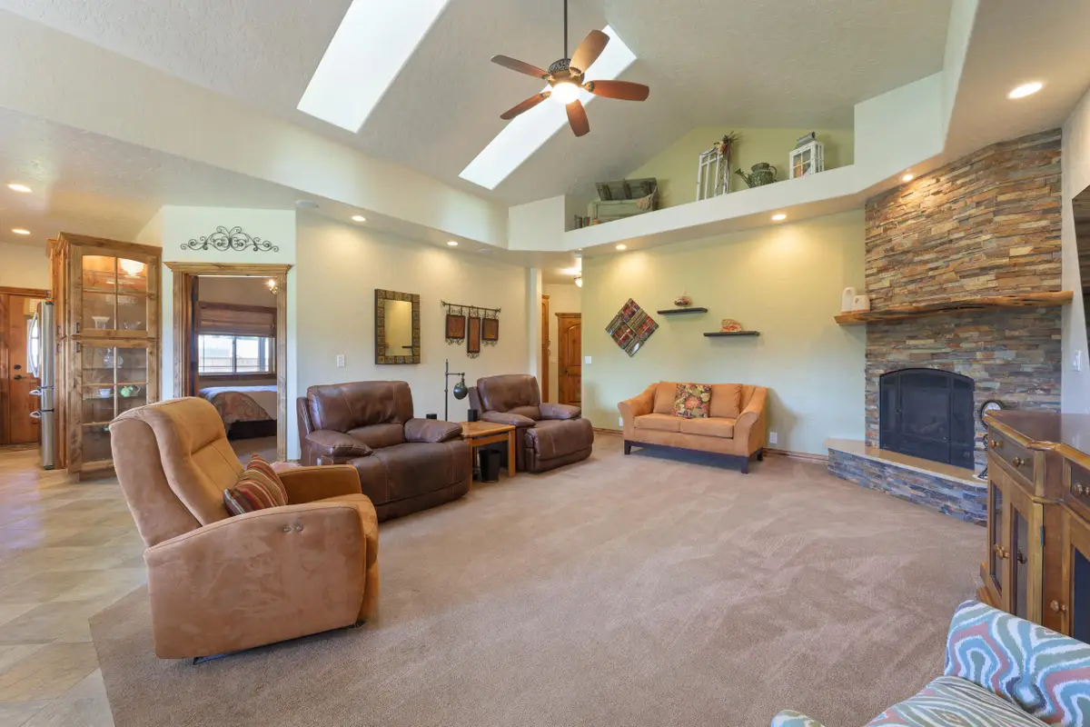 449 NE Owens Road, Prineville, OR 97754 - #1
