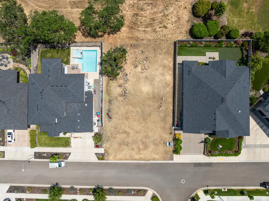 1828 Plateau Drive, Medford, OR 97504 - #3