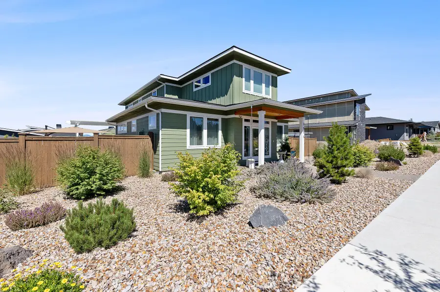 3511 SW 43rd Street, Redmond, OR 97756 - #2