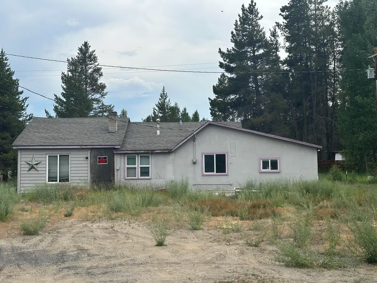 135962 Hwy 97, Crescent, OR 97733 - #1