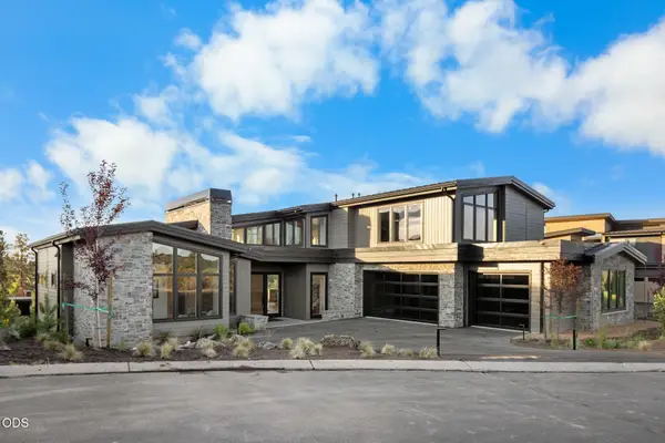19260 Christopher Court, Bend, OR 97702