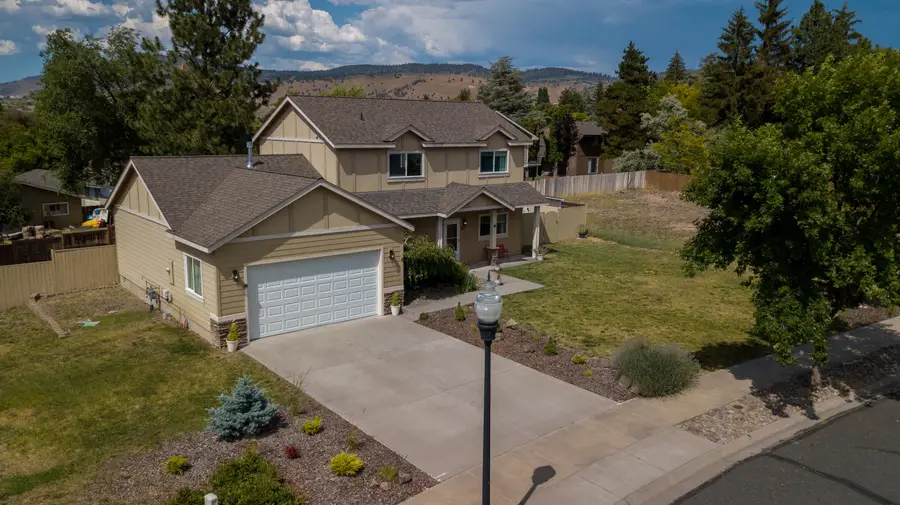 821 Quail Point Drive, Klamath Falls, OR 97601 - #2