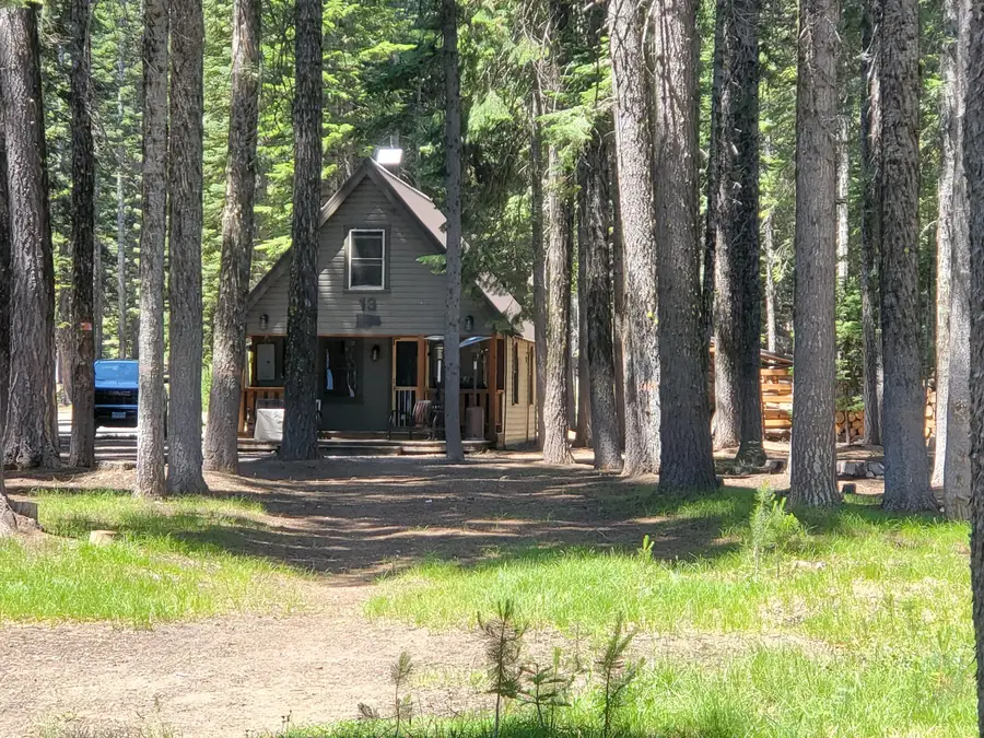 13 Diamond Lake Lp Loop, Chemult, OR 97731 - #3
