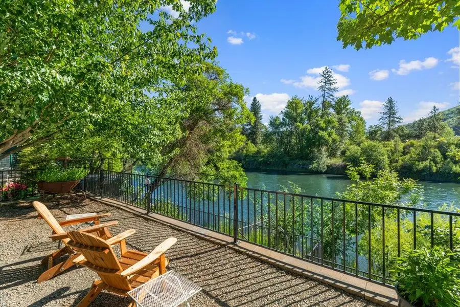 5508 Rogue River Highway, Gold Hill, OR 97525 - #2