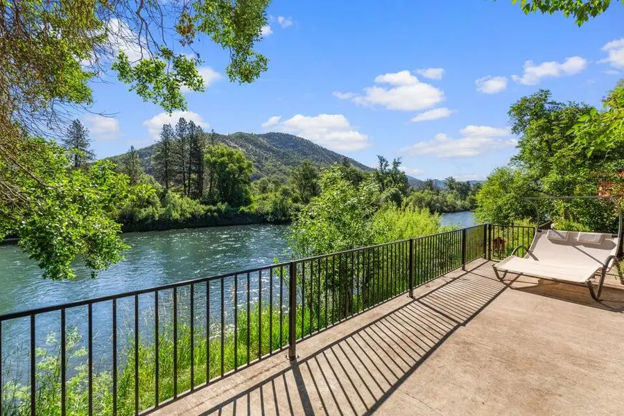 5508 Rogue River Highway, Gold Hill, OR 97525 - #3
