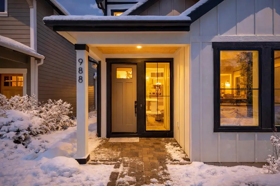 988 E Black Butte Avenue #30, Sisters, OR 97759 - #2