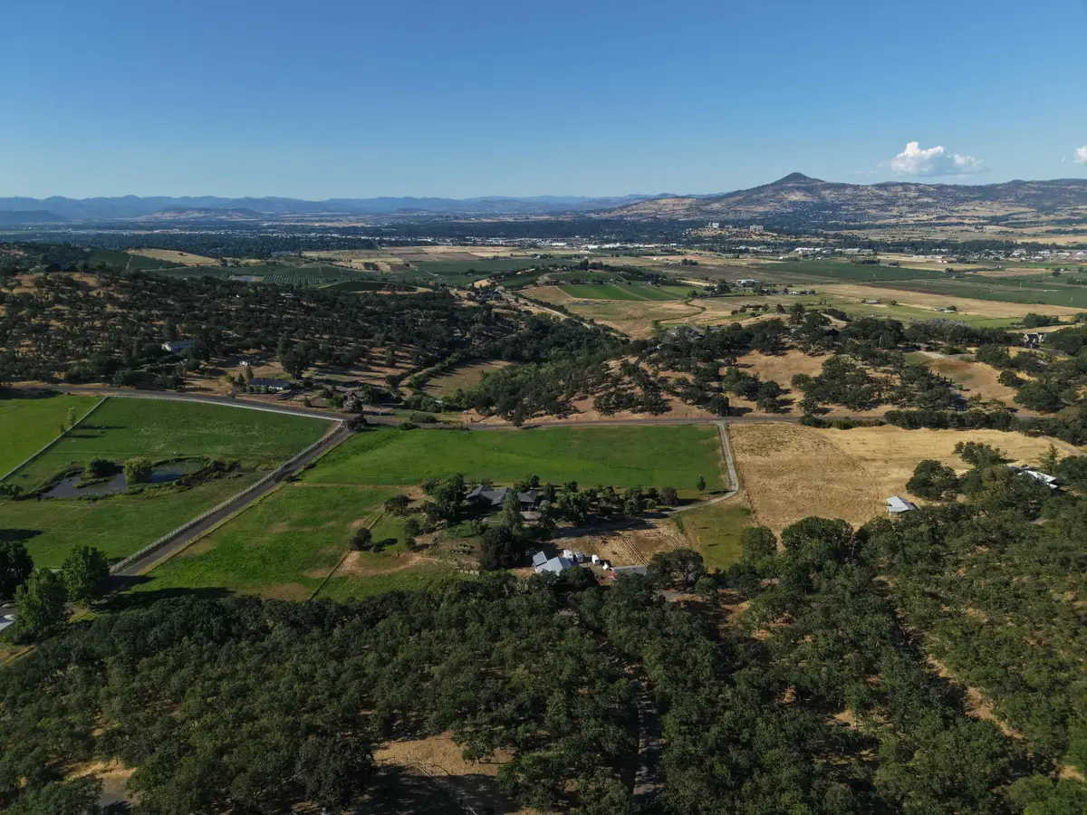 4359 Pioneer Road, Medford, OR 97501 - #1