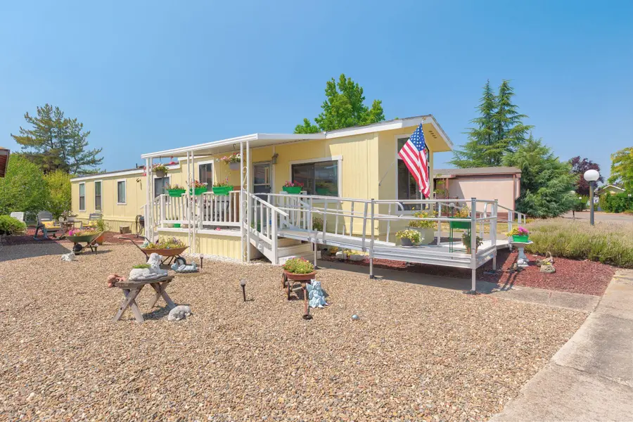 925 Carol Rae, Medford, OR 97501 - #2