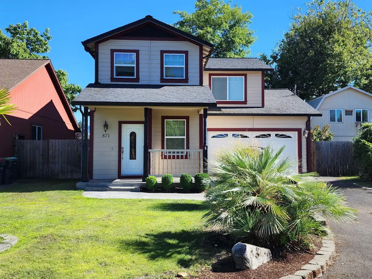 871 Marshall Avenue, Medford, OR 97501 - #1