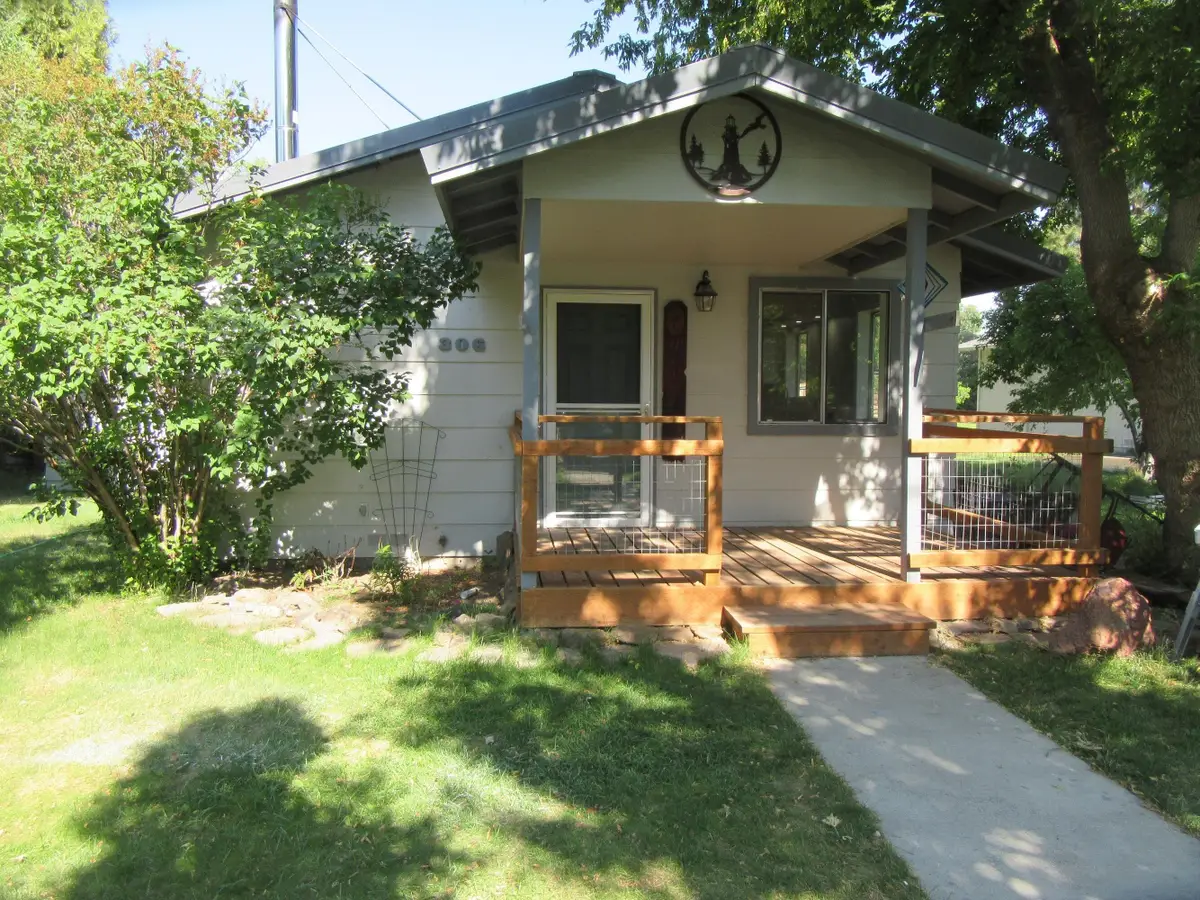 306 N Main Street, Dorris, CA 96023 - #1
