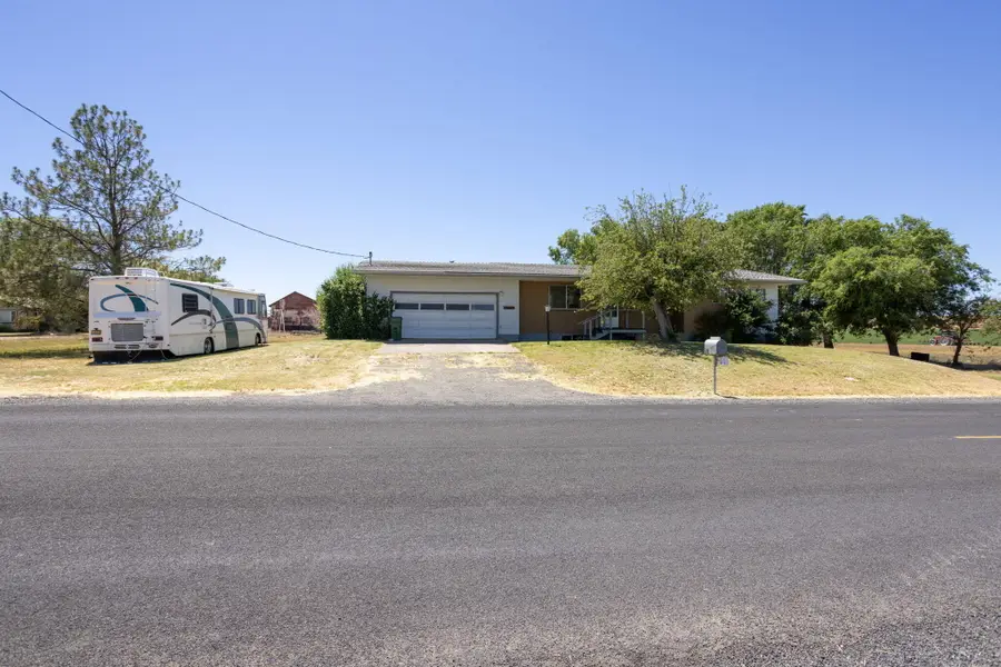 2551 SW Ford Lane, Madras, OR 97741 - #3
