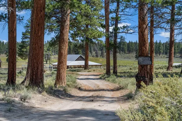 76231 Highway 31, Fort Rock, OR 97735
