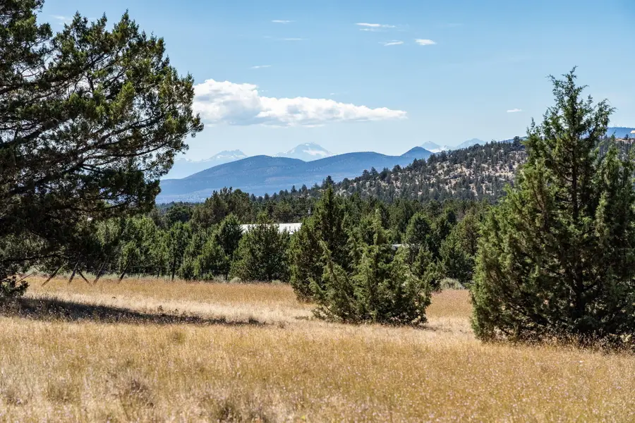 SE Hood Circle #Lot, Prineville, OR 97754 - #3