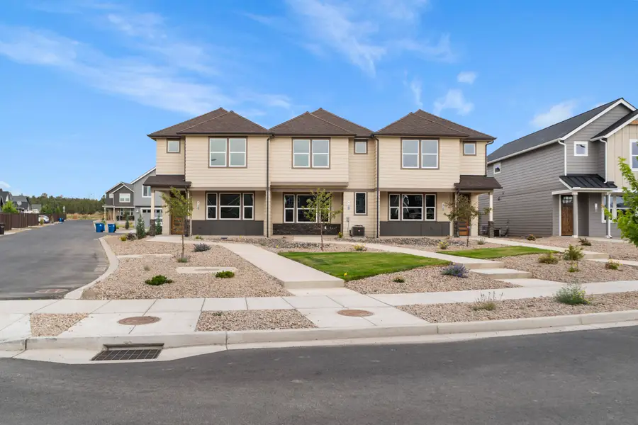 3977 SW Coyote Avenue #Lot 156, Redmond, OR 97756 - #2