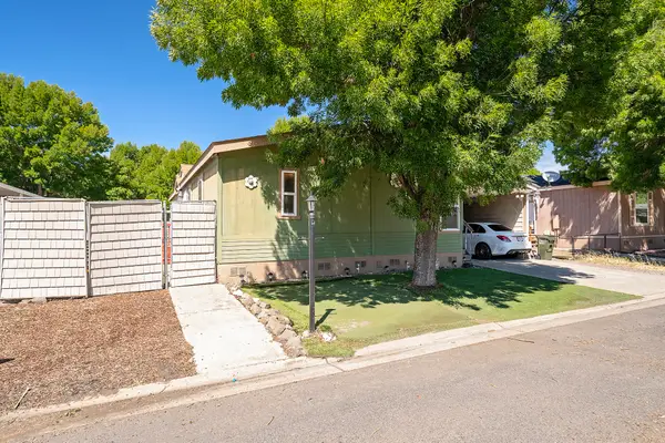 633 E Archwood Drive #89, Eagle Point, OR 97524