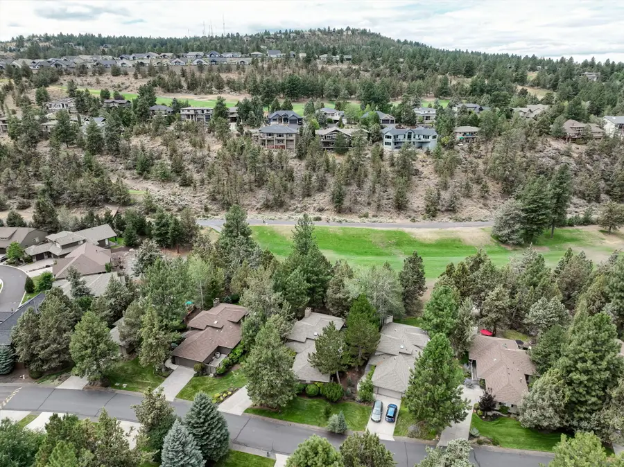 3123 NW Clubhouse Drive, Bend, OR 97703 - #2
