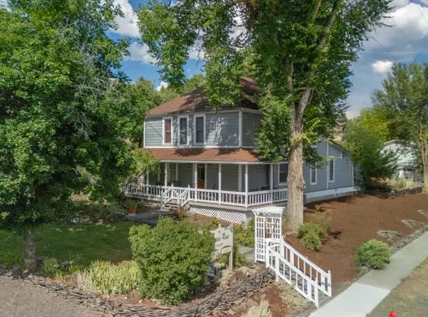 206 Front Street, Prairie City, OR 97869