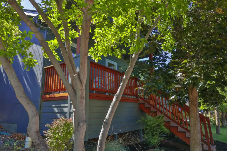 63752 Hunters Circle, Bend, OR 97701 - #3