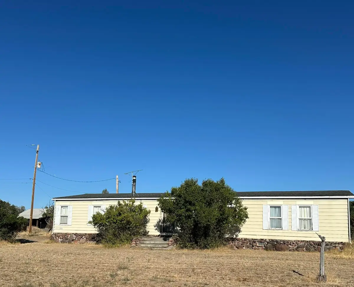 250 SE Steele Street, Madras, OR 97741 - #1