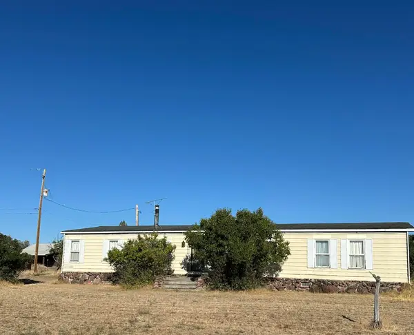 250 SE Steele Street, Madras, OR 97741