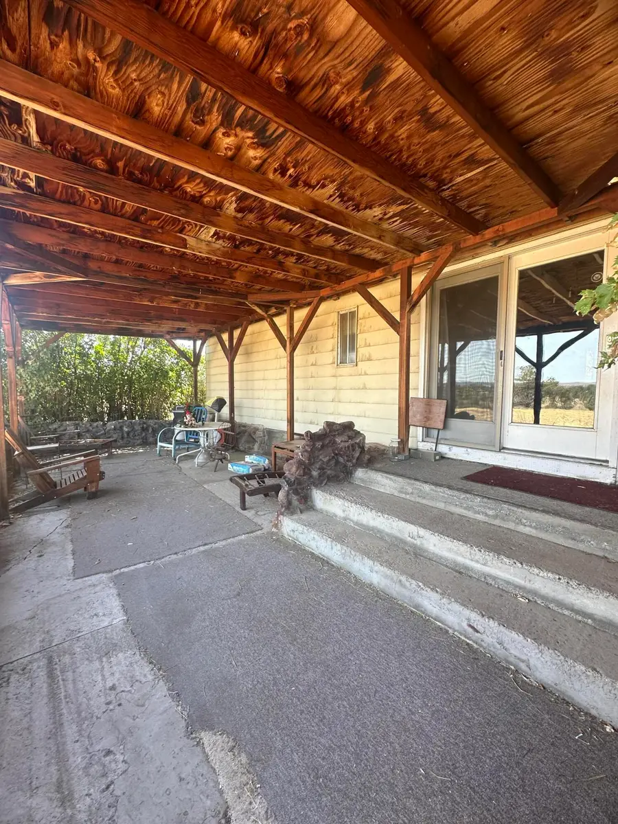 250 SE Steele Street, Madras, OR 97741 - #3