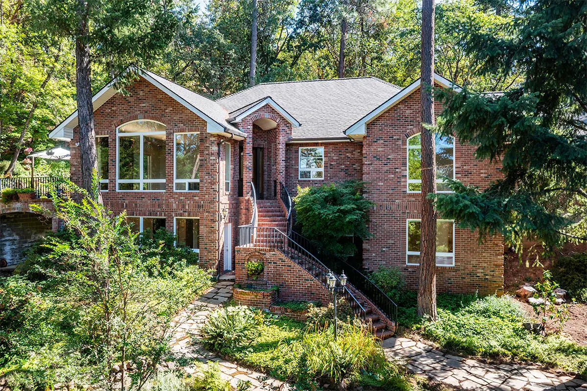 855 Wells Fargo Loop, Jacksonville, OR 97530 - #1
